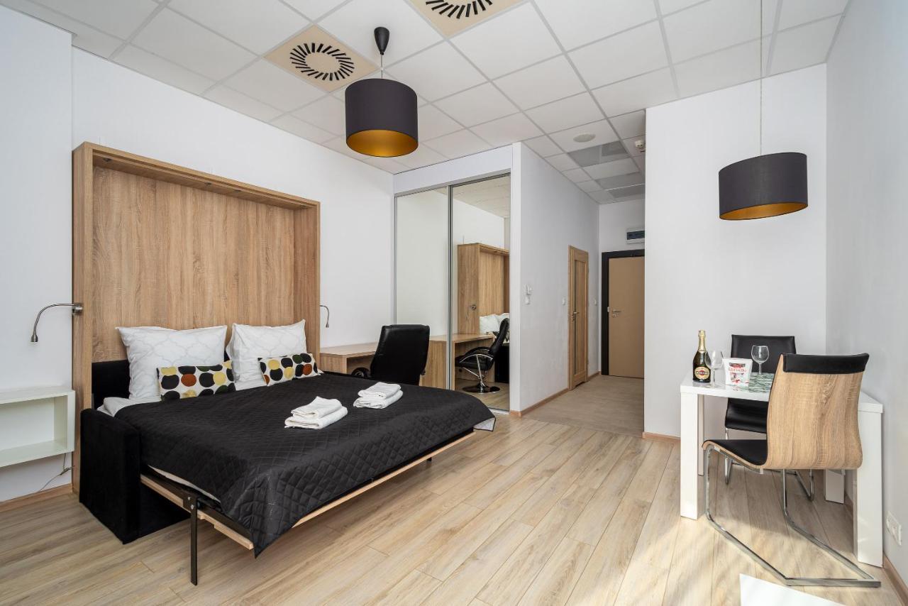 Varsovla Apartments Εξωτερικό φωτογραφία